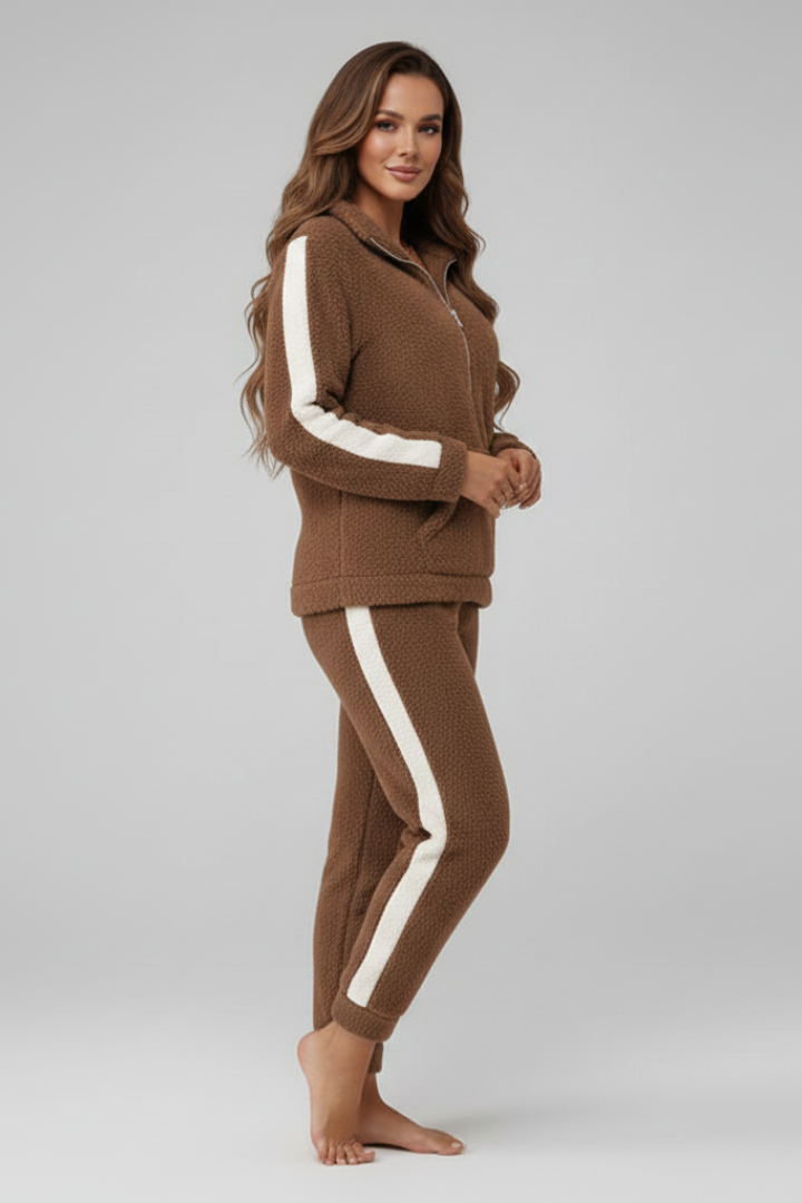 Charleigh | Women's 2-Piece Pajama Set - Half-Zip Sweatshirt & Jogger Pants