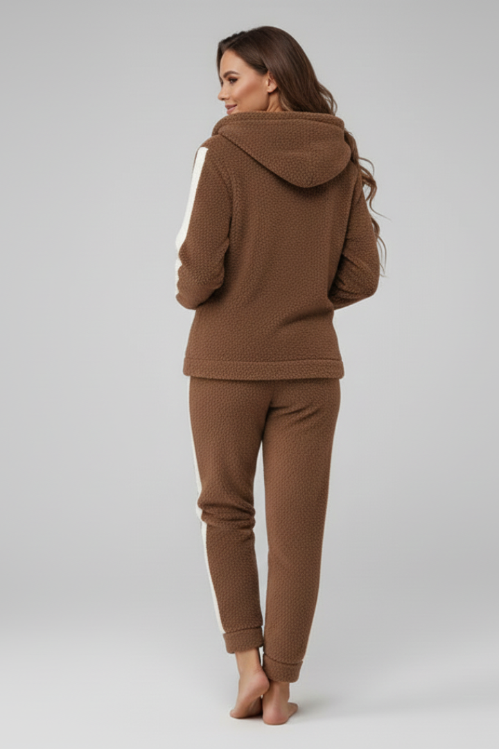 Charleigh | Women's 2-Piece Pajama Set - Half-Zip Sweatshirt & Jogger Pants