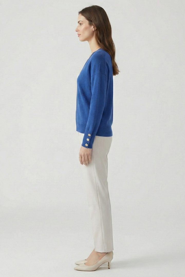 Cleo | Women's Loose Fit V-Neck Sweater - Long Sleeve Knit Pullover