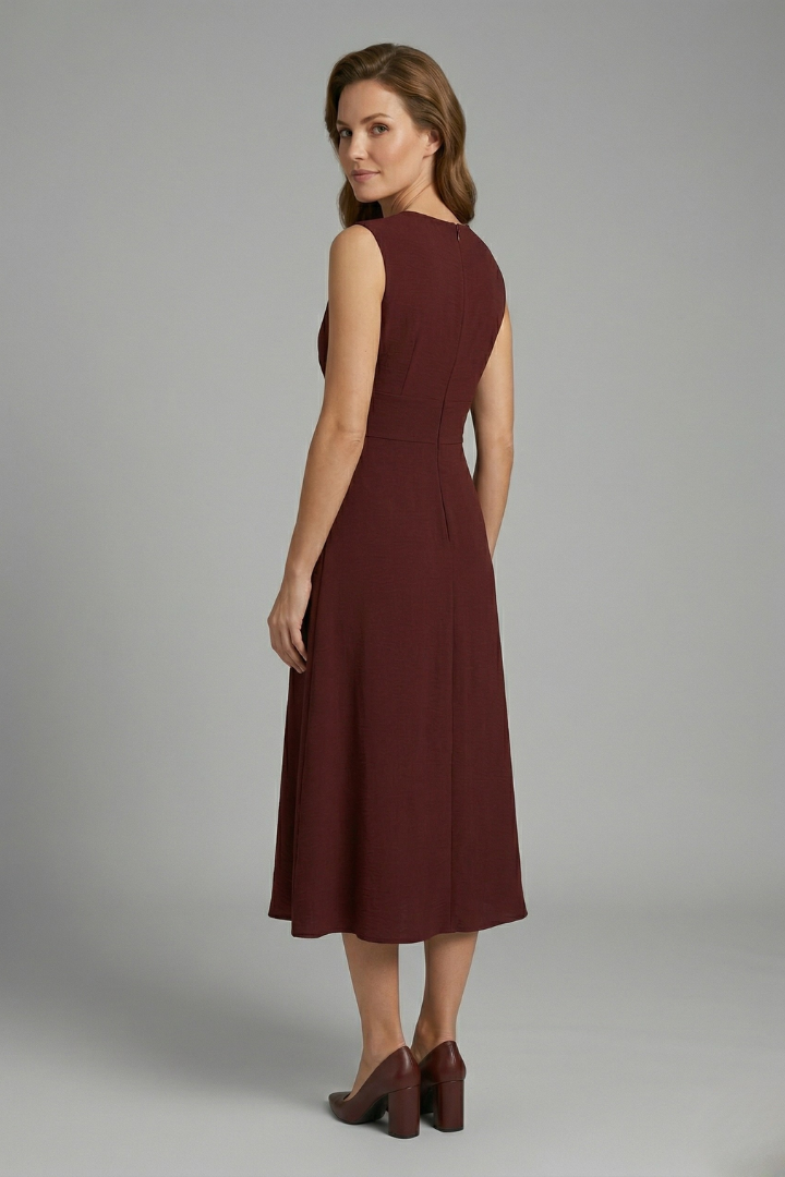Giselle | Women's Elegant Midi Dress – Sleeveless Round Neck Everyday Dress