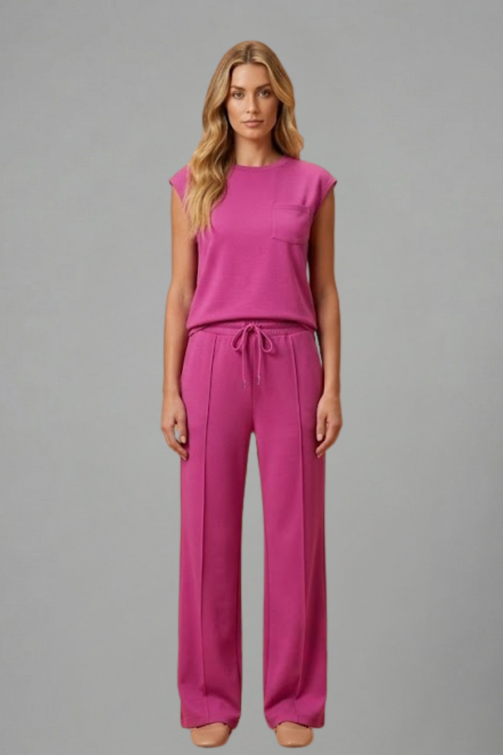 Reverie | Women's Relaxed Fit Loungewear Set - Short Sleeve Top & Elastic Waist Pocket Shorts