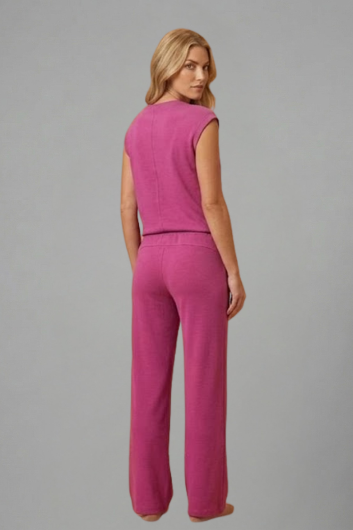Reverie | Women's Relaxed Fit Loungewear Set - Short Sleeve Top & Elastic Waist Pocket Shorts