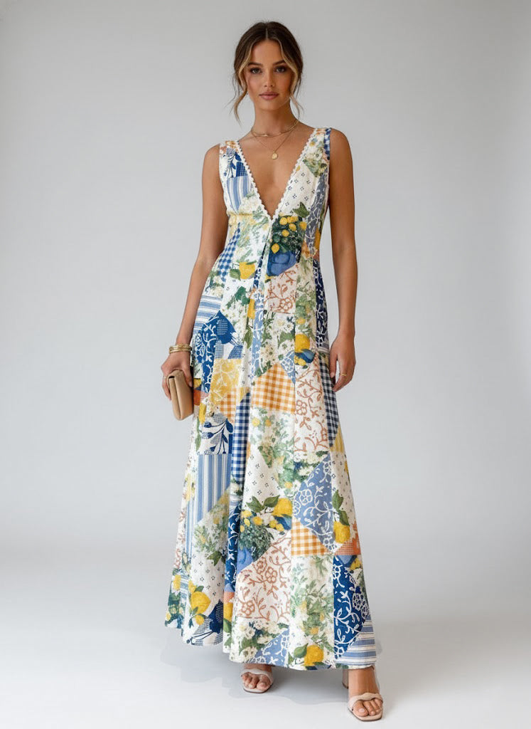 Women’s Maxi Dress with V-Neck and Printed Surface