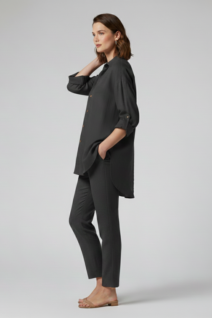 Women’s Long Blouse with Button Closure and Relaxed Shape