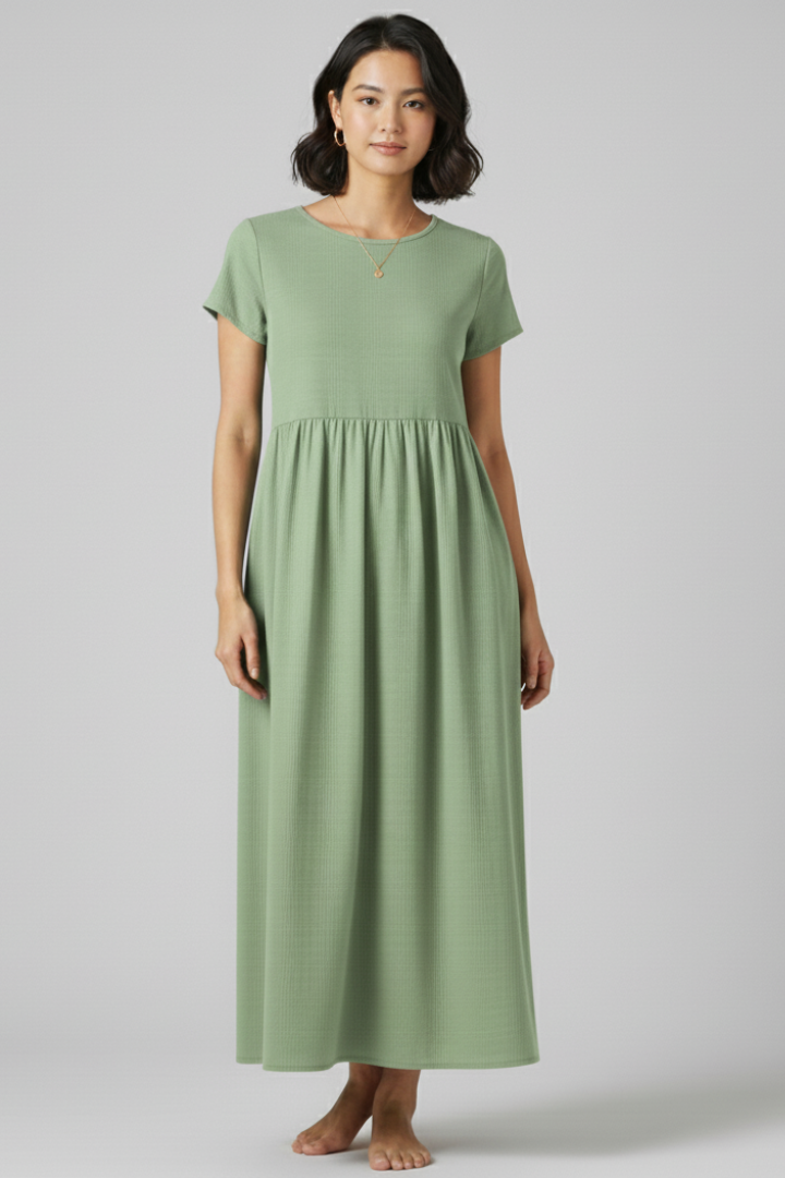 Women’s Maxi Dress with Simple Neckline and Straight Hem