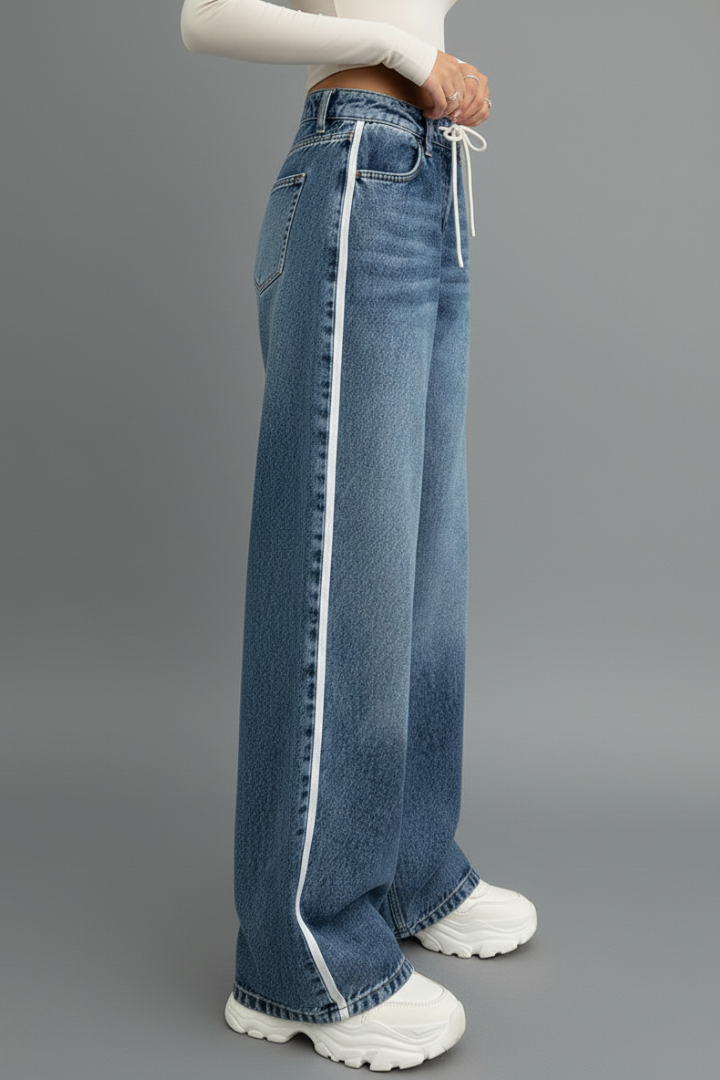 Women’s Wide-Leg Jeans with Drawstring Waist and Side Stripe