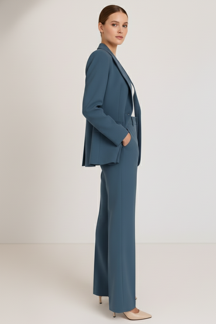 Zela | Women’s Tailored 2-Piece Pantsuit Set – Structured Blazer & Straight-Leg Trousers